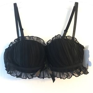 Black push-up bra